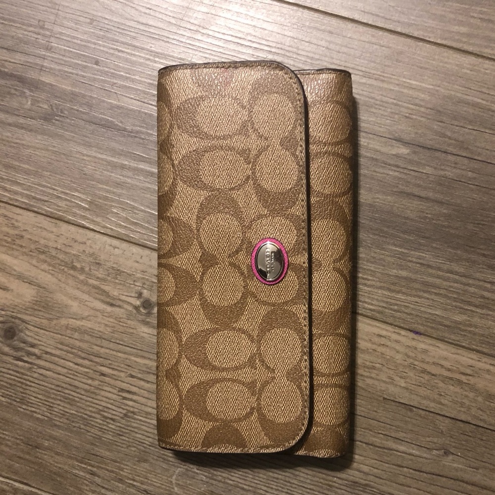 Coach wallet